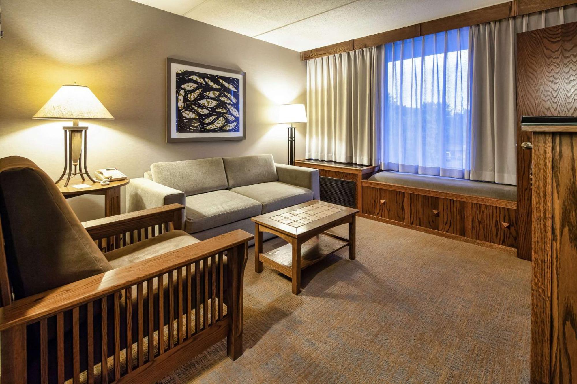 Doubletree By Hilton Libertyville-Mundelein Exteriér fotografie